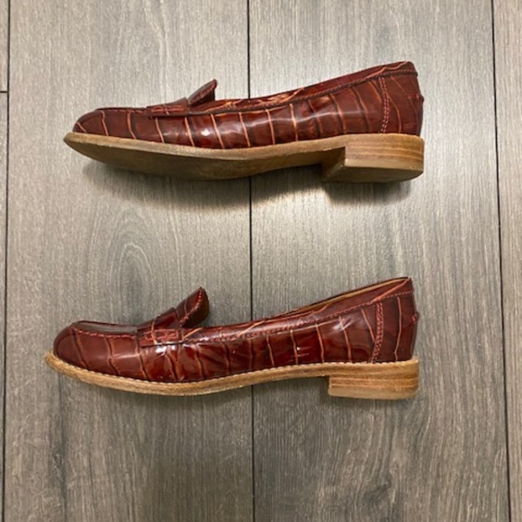 Marc by Marc Jacobs Burgundy Red Faux Alligator Patent Leather Loafers Sz 37.5 - Picture 5 of 6